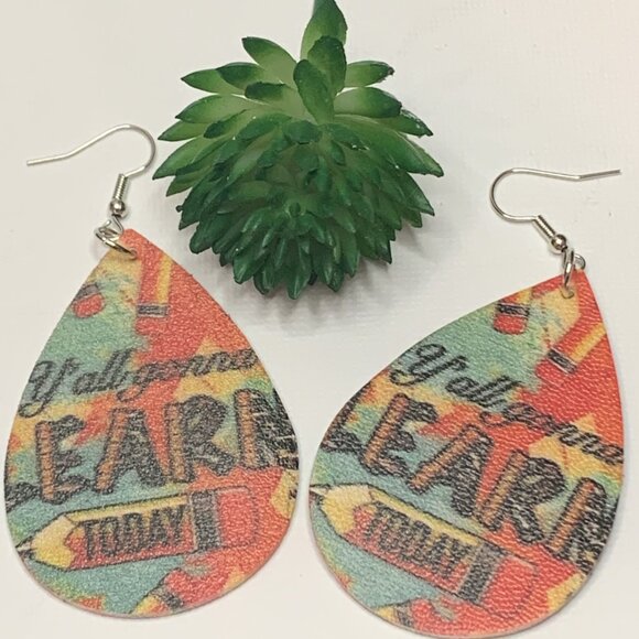 Educator Earring, Teacher Earring, School Earring, Teacher Appreciation Gift - Picture 2 of 5